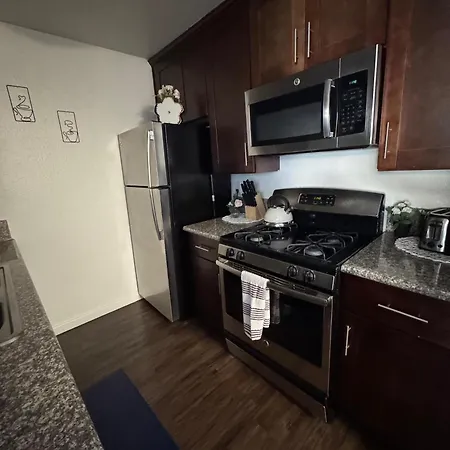 Mario, Disney & Not Themed Loft Universal Studios 10Min Loft Apartment-2